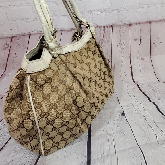 GUCCI GG SIGNATURE SUKEY HOBO BAG - Picture 4 of 15